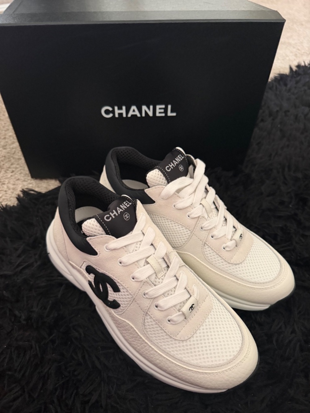 Chanel sneakers - Picture 2 of 7